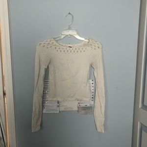 white long sleeve crop top